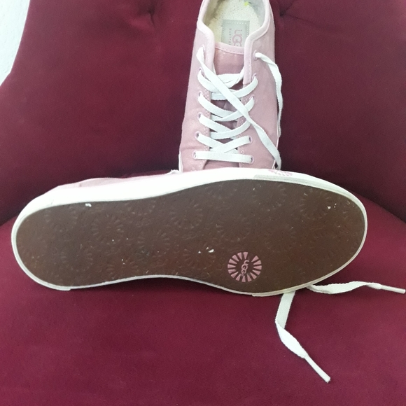 Shoes, and clothes. - Picture 2 of 12